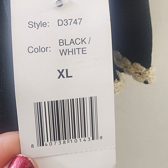 New Classic Black Knit Dress with Cream Trim, Size Extra Large. - Picture 6 of 11